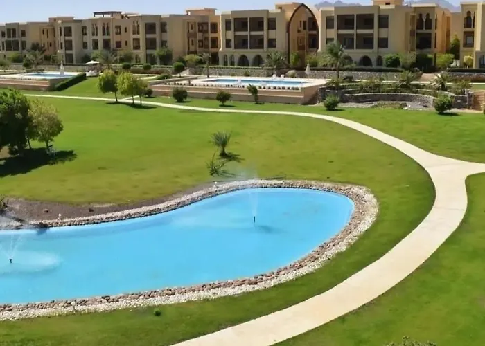 Apartment Golf Heights - Amazing Brand New