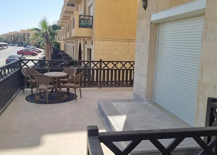 Apartment Golf Heights - Amazing Brand New *